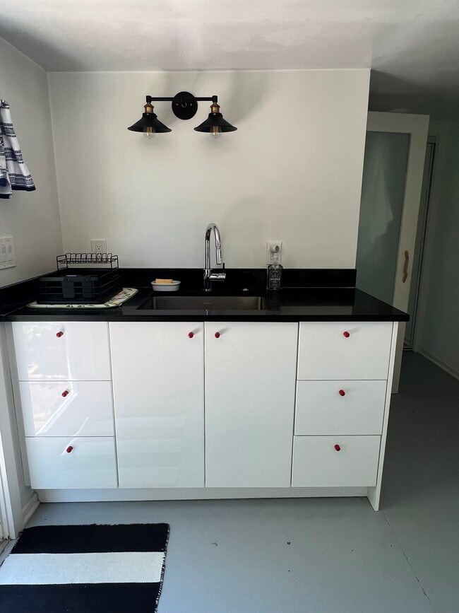 4136 McConnell Blvd, undefined, 4136 McConnell Blvd, Los Angeles, CA 90066, Photo:2
