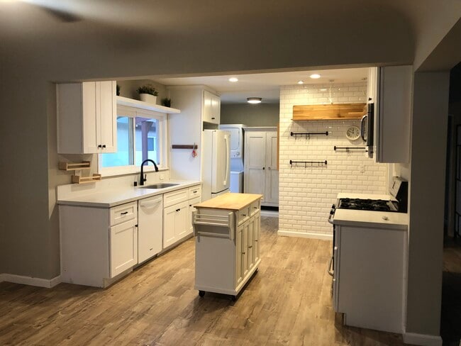 4778 Aragon Dr, undefined, 4778 Aragon Dr, San Diego, CA 92115, Photo:2