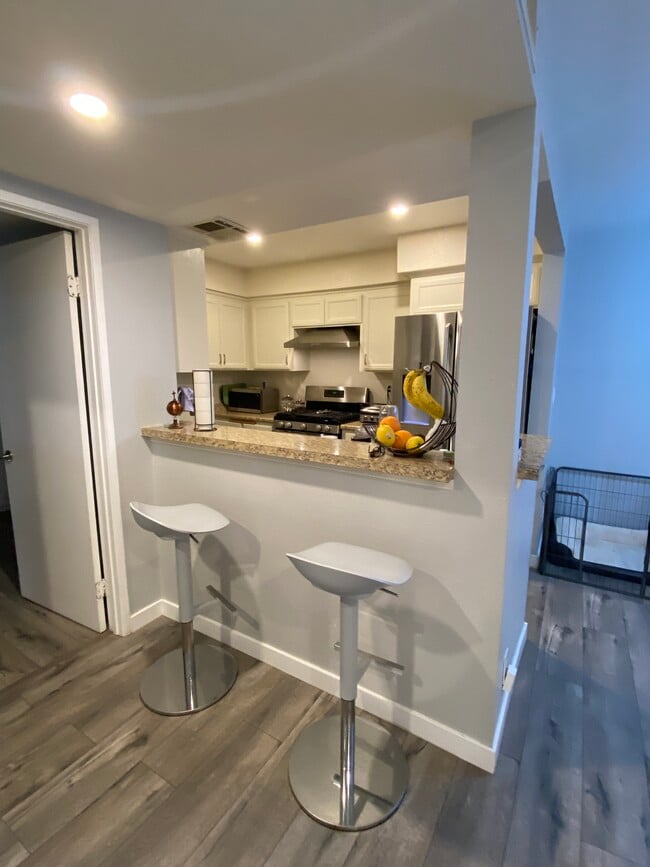 16866 Kingsbury St, csun, 16866 Kingsbury St, Granada Hills, CA 91344, Photo:4