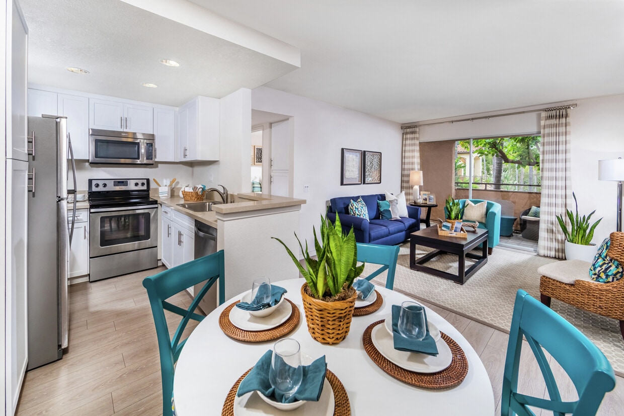 Solazzo Apartment Homes, undefined, 8506 Villa La Jolla Dr, La Jolla, CA 92037, Photo:0