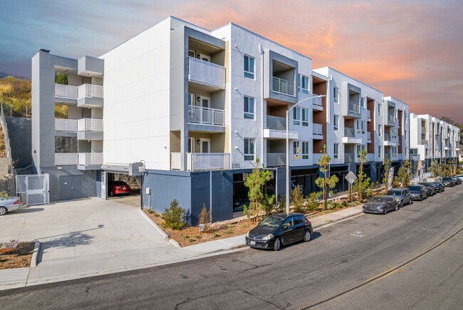 Pakeva, undefined, 5310 Adobe Falls Rd, San Diego, CA 92120, Photo:3