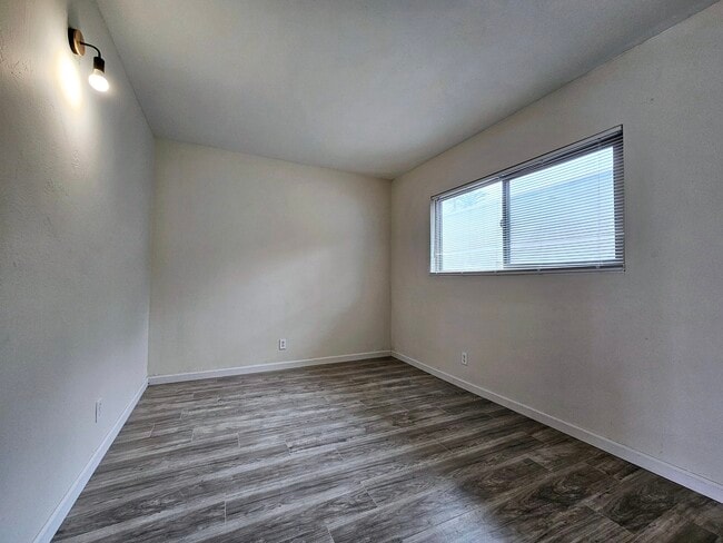 Bahama Palms, undefined, 3643 Brockton Ave, Riverside, CA 92501, Photo:3