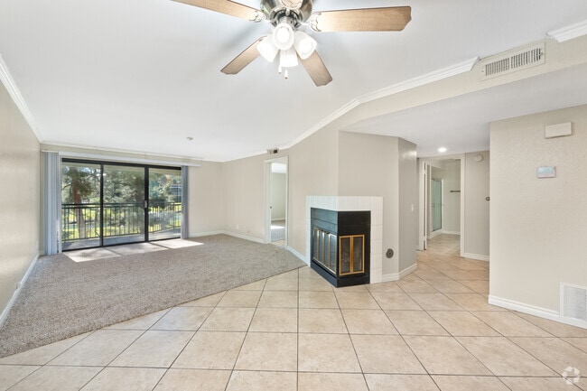 Crown Point, undefined, 920 Via Cartago, Riverside, CA 92507, Photo:2