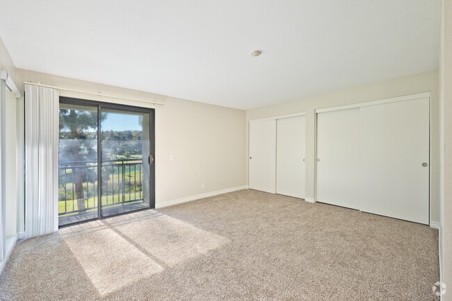 Crown Point, undefined, 920 Via Cartago, Riverside, CA 92507, Photo:3