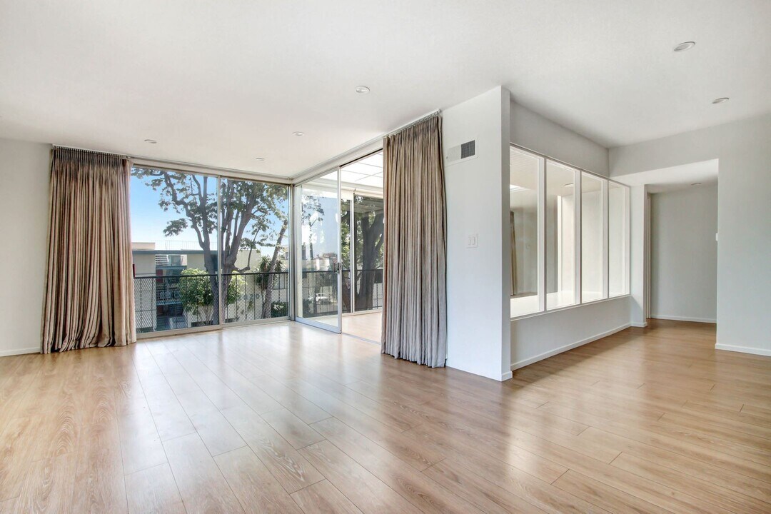960 21st St Unit F, smc, 960 21st St, Santa Monica, CA 90403, USA, Photo:9