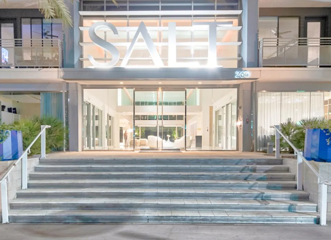 SALT, undefined, 260 E Rio Salado Pkwy, Tempe, AZ 85281, USA, Photo:1