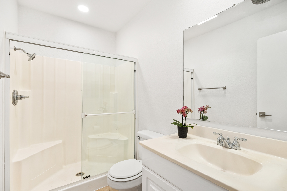 Sawtelle, ucla, 1914 Corinth Ave APT 207, Los Angeles, CA 90025, USA, Photo:7