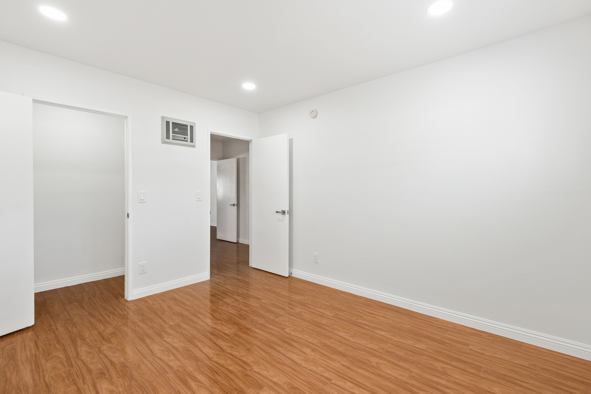 Sawtelle, ucla, 1914 Corinth Ave APT 207, Los Angeles, CA 90025, USA, Photo:13