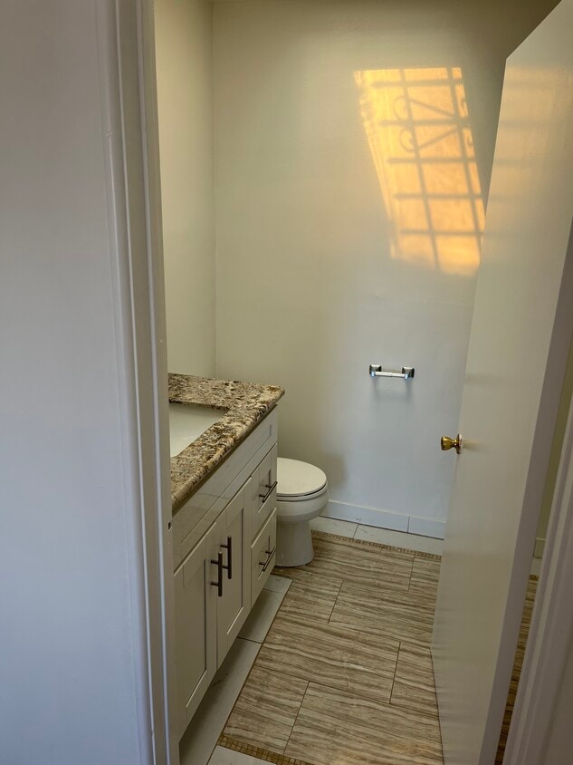 1111 Washington Ave, undefined, 1111 Washington Ave, Santa Monica, CA 90403, Photo:0