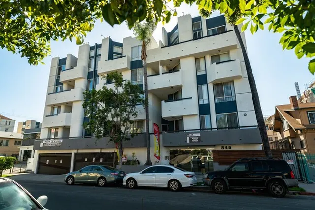 845 S. Kingsley - Student Housing near USC