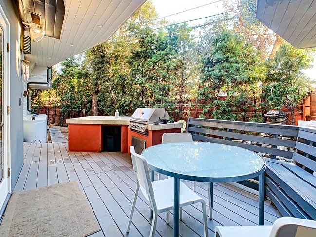 2740 Burkshire Ave, undefined, 2740 Burkshire Ave, Los Angeles, CA 90064, Photo:7