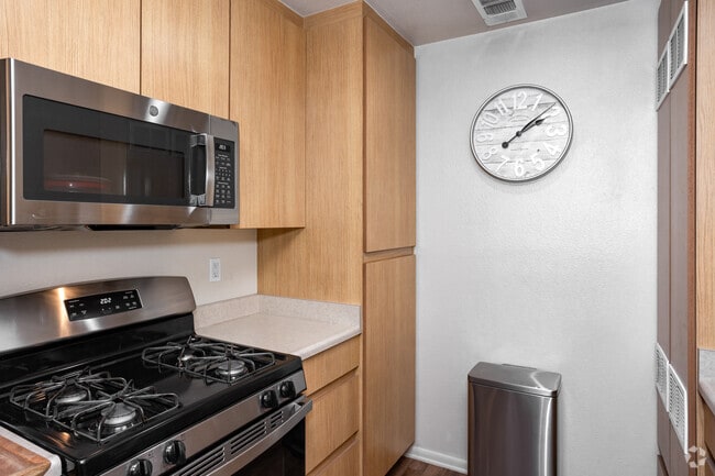 601 Santa Fe Ave, Placentia, CA 92870, csuf, 601 Santa Fe Ave, Placentia, CA 92870, Photo:1
