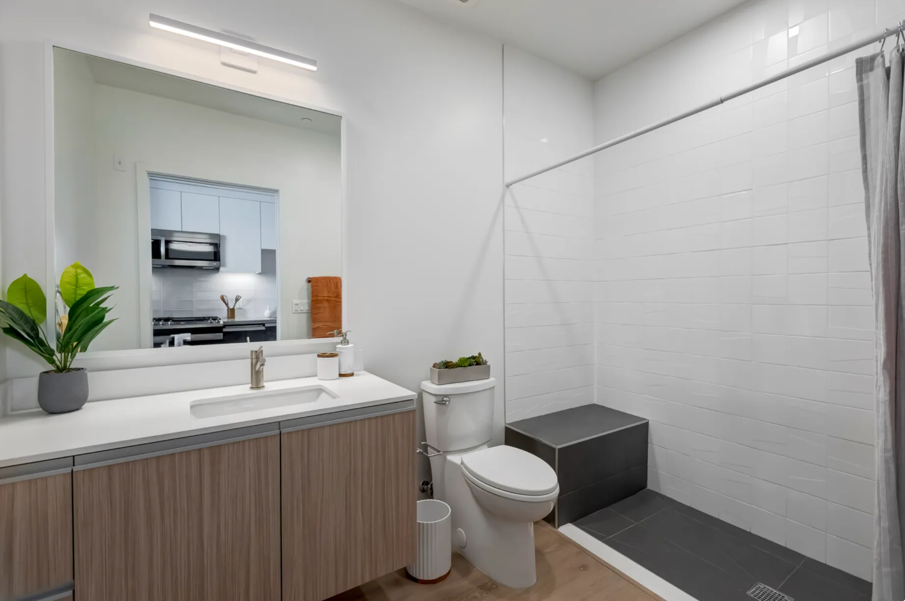 The 505, undefined, 505 W 31st St, Los Angeles, CA 90007, USA, Photo:2