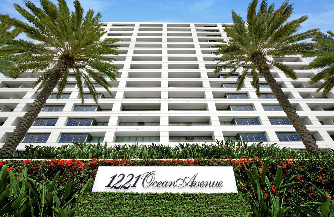 1221 Ocean Avenue, smc, 1221 Ocean Ave, Santa Monica, CA 90401, USA, Photo:0