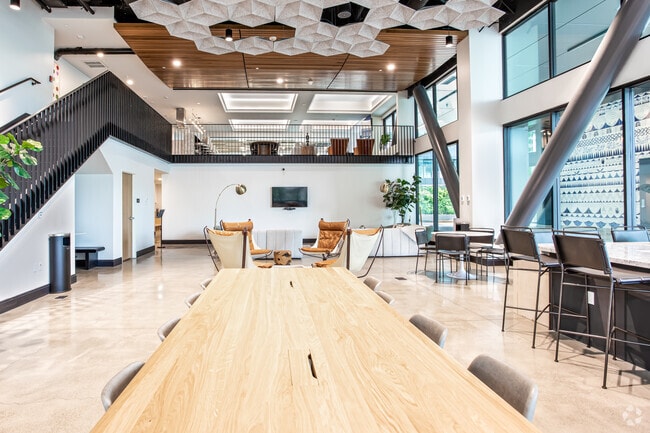 The Logan, undefined, 5110 Telegraph Ave, Oakland, CA 94609, Photo:1