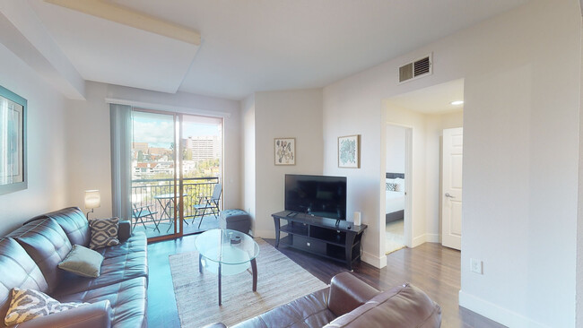 LA Luxury Furnished Housing, ucla, The Legacy At Westwood, 10833 Wilshire Blvd, Los Angeles, CA 90024, USA, Photo:7