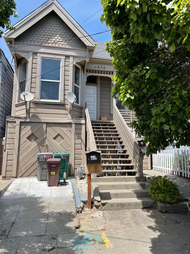 1070 54th St Unit Lower, undefined, 1070 54th St, Oakland, CA 94608, Photo:0