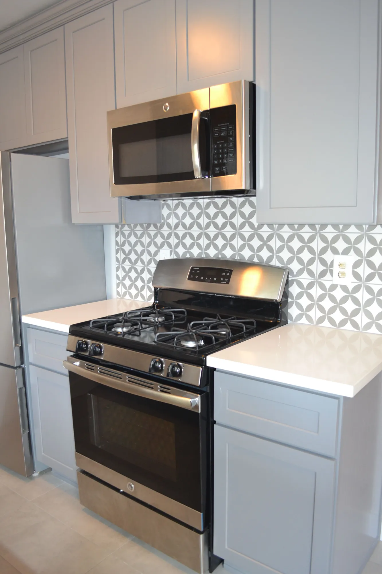 The Jewel , undefined, 2801 Orchard Ave., Los Angeles, CA 90007, USA, Photo:7