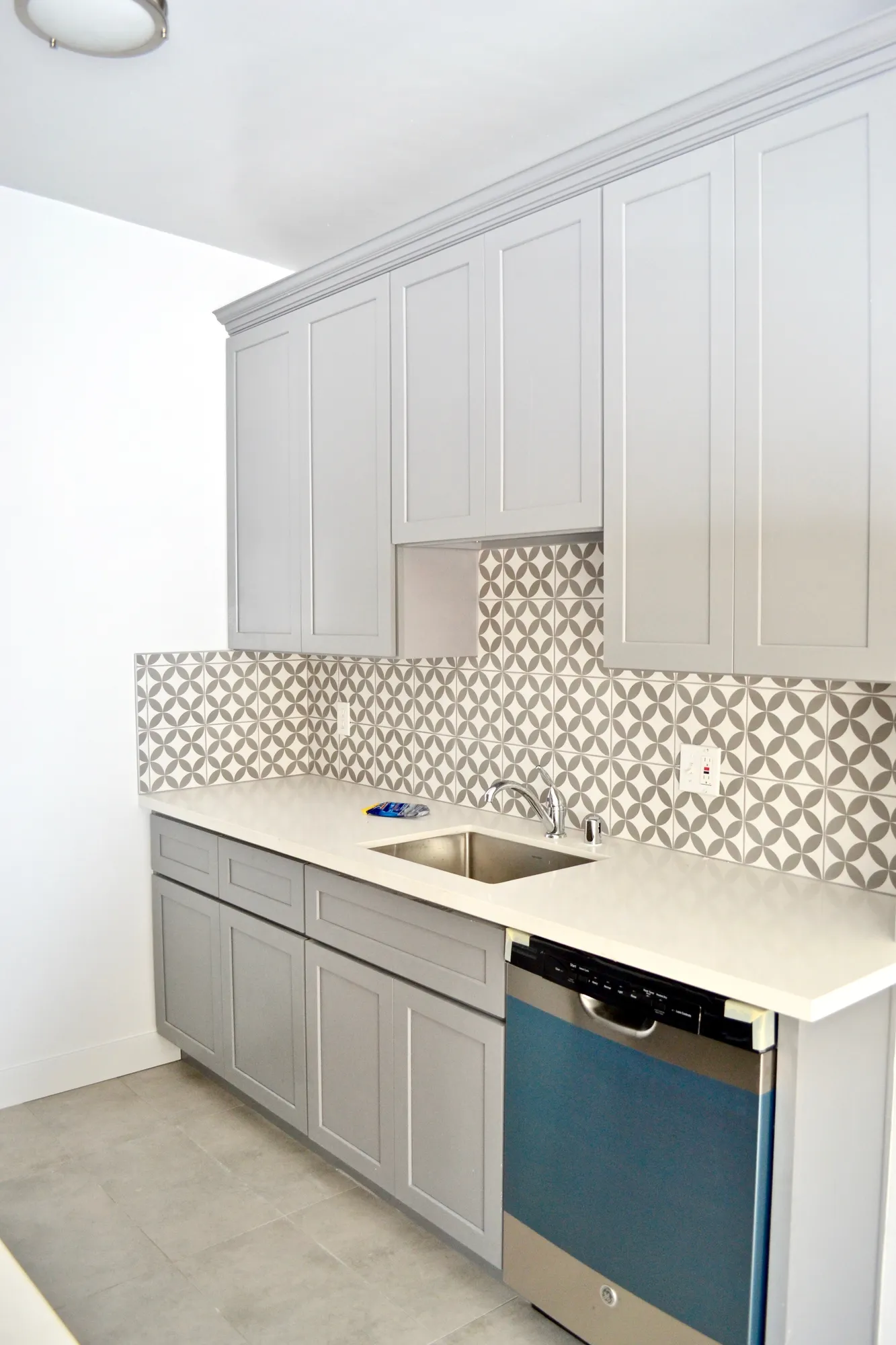 The Jewel , undefined, 2801 Orchard Ave., Los Angeles, CA 90007, USA, Photo:14