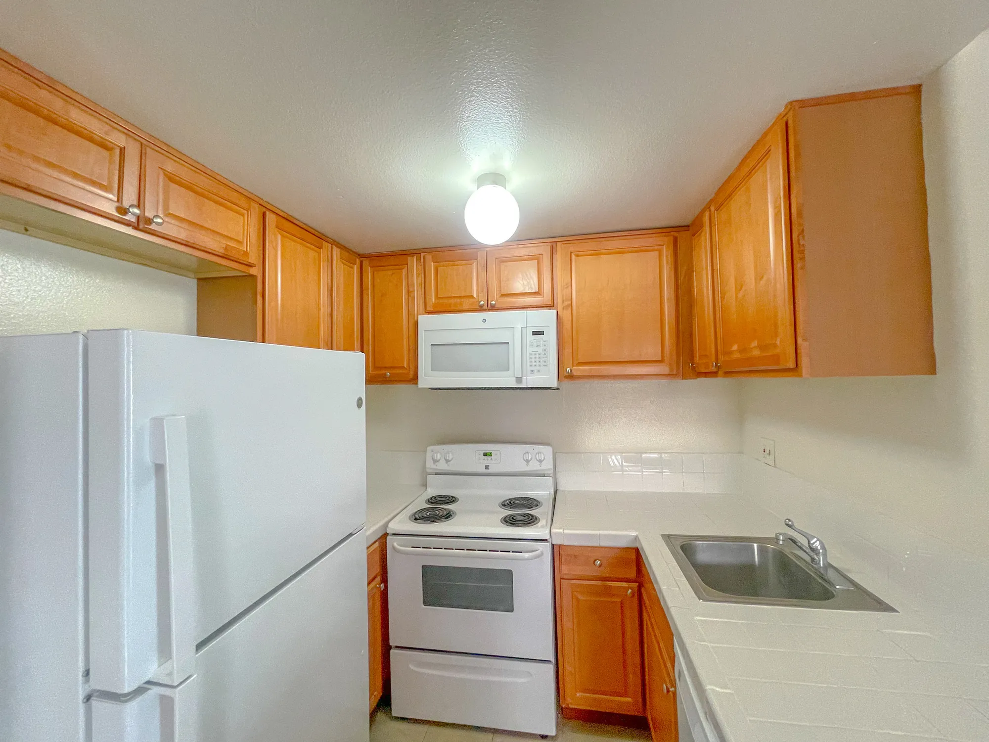 690 Veteran, undefined, 690 Veteran Ave, Los Angeles, CA 90024, USA, Photo:3