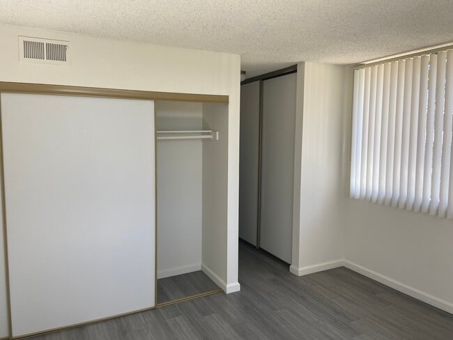 Kiowa Apartments, undefined, 11717 Kiowa Ave, Los Angeles, CA 90049, Photo:4