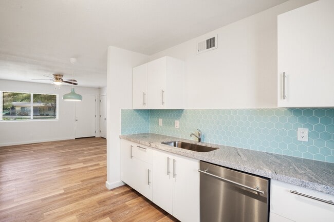 1245 W 4th St Unit 2, undefined, 1245 W 4th St, Tempe, AZ 85281, Photo:4