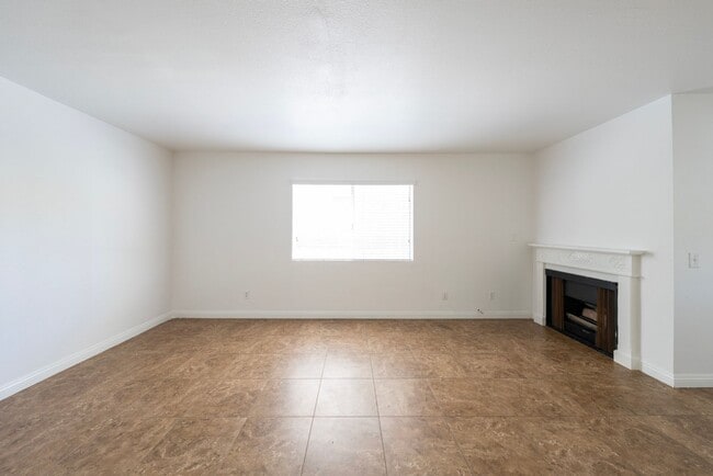 1611 S Bundy Dr, undefined, 1611 S Bundy Dr, Los Angeles, CA 90025, Photo:2