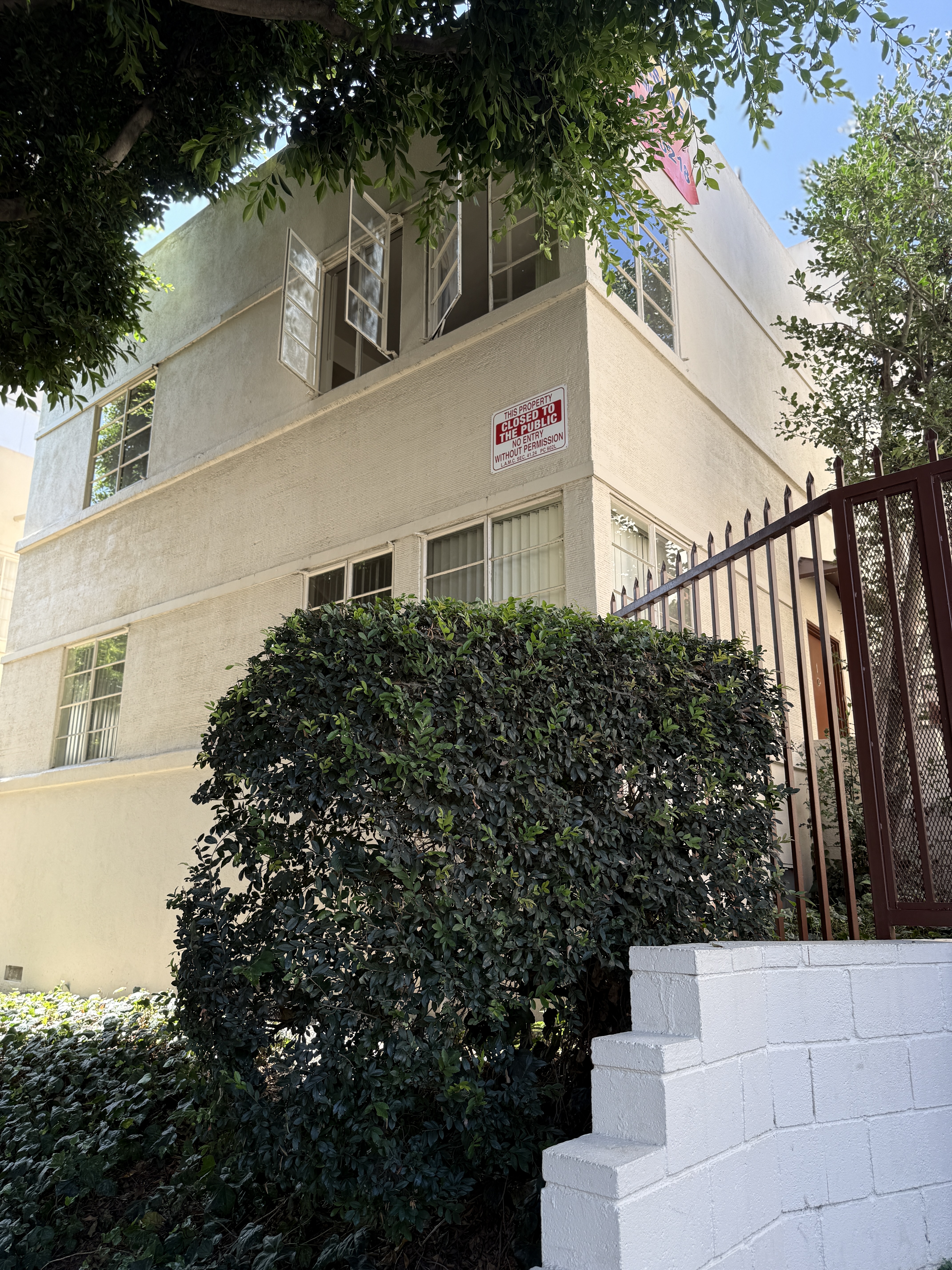 Westwood Apartments, ucla, 801 Levering Ave, Los Angeles, CA 90024, USA, Photo:8