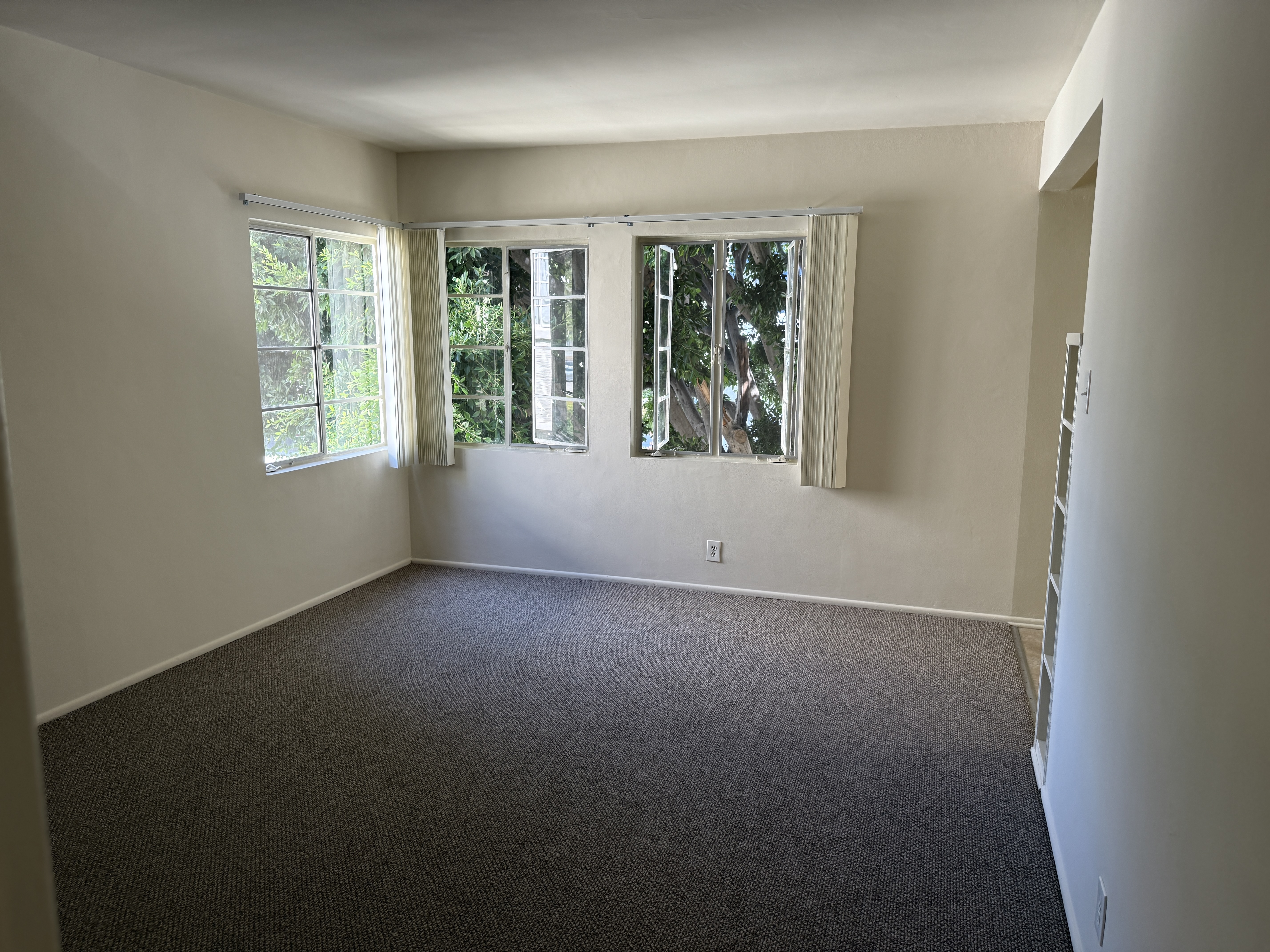 Westwood Apartments, ucla, 801 Levering Ave, Los Angeles, CA 90024, USA, Photo:10