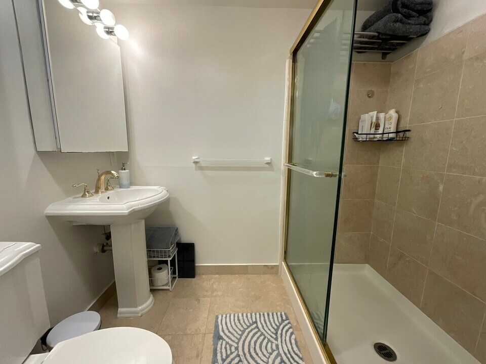 424 Ocean Park Blvd Unit 1, smc, 424 Ocean Park Blvd, Santa Monica, CA 90405, USA, Photo:1