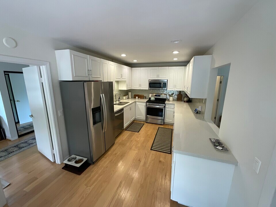 424 Ocean Park Blvd Unit 1, smc, 424 Ocean Park Blvd, Santa Monica, CA 90405, USA, Photo:9