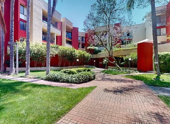 3961 Via Marisol, undefined, 3961 Via Marisol, Los Angeles, CA 90042, Photo:2