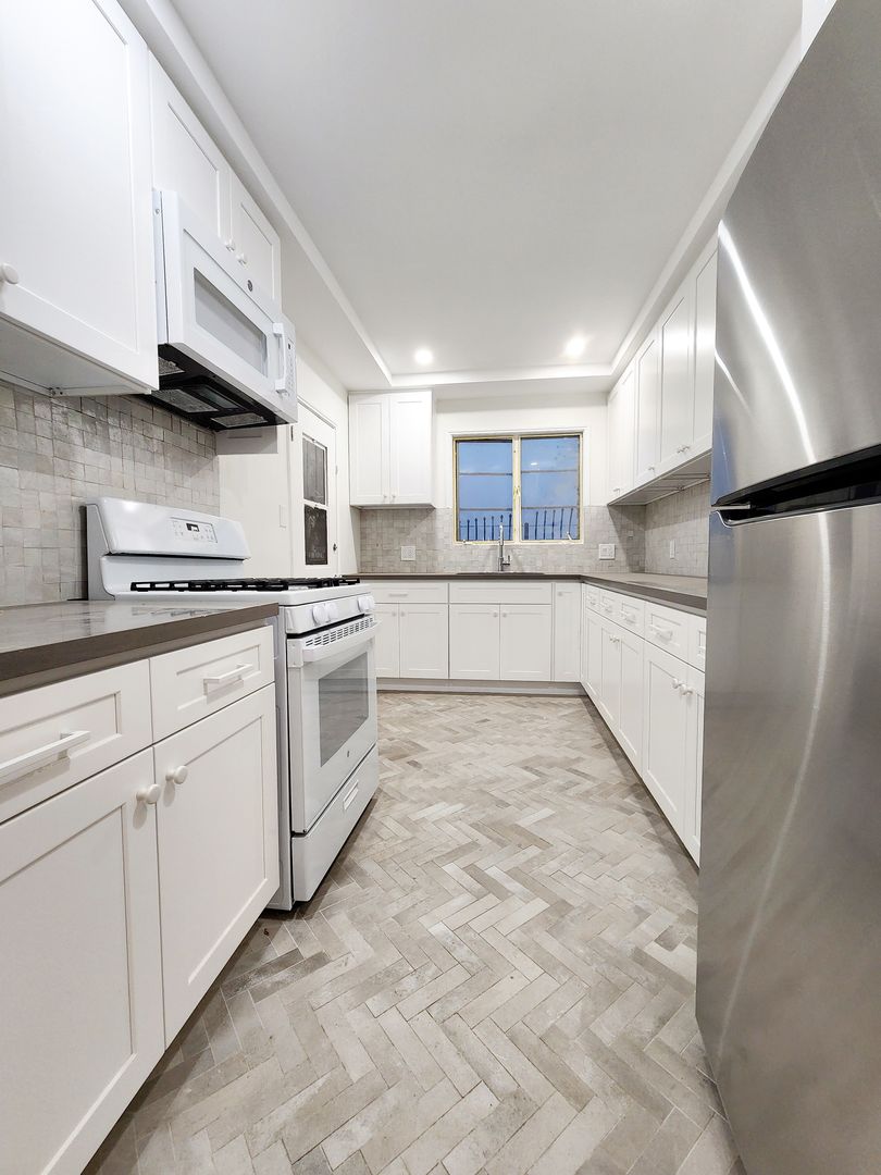 651-667 Midvale Ave, ucla, 651 Midvale Ave, Los Angeles, CA 90024, USA, Photo:3