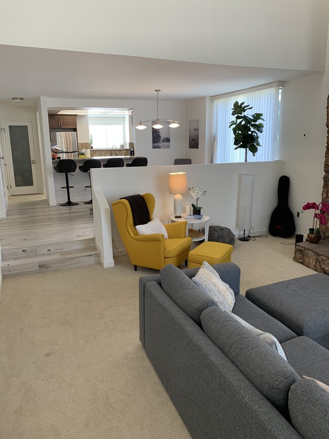 2102 Neilson Way, undefined, 2102 Neilson Way, Santa Monica, CA 90405, Photo:2