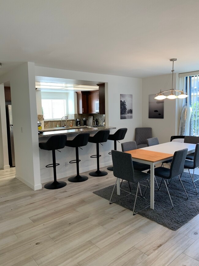 2102 Neilson Way, undefined, 2102 Neilson Way, Santa Monica, CA 90405, Photo:3