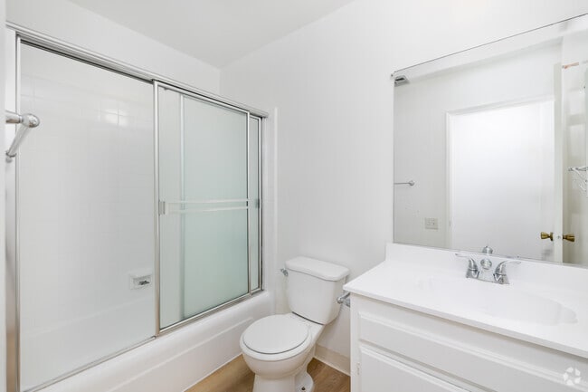 11810 Mayfield Ave, undefined, 11810 Mayfield Ave, Los Angeles, CA 90049, Photo:3