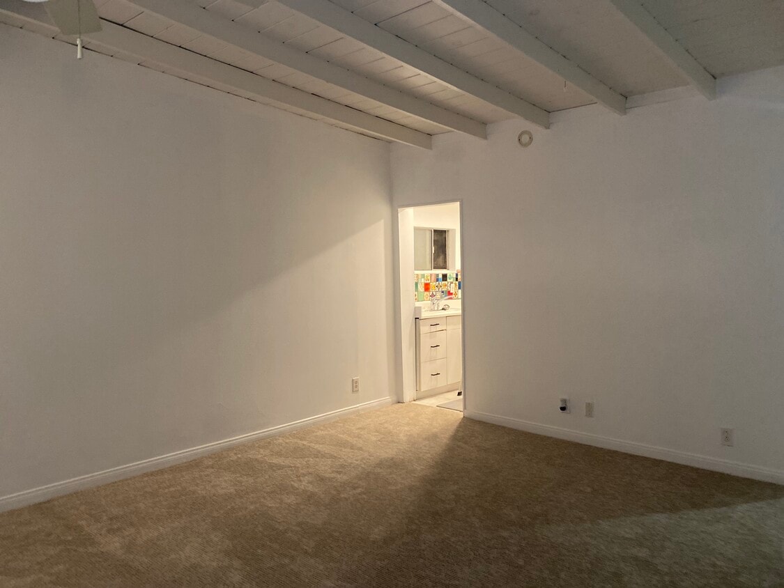 3922 Tivoli Ave, undefined, 3922 Tivoli Ave, Los Angeles, CA 90066, Photo:0