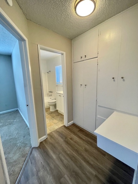 Vista Capri East Apts, undefined, 4666 63rd St, San Diego, CA 92115, Photo:4
