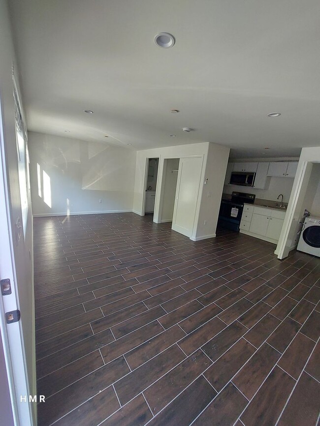 749 1/2 E Ave 43, undefined, 749 1/2 E Ave 43, Los Angeles, CA 90031, Photo:3