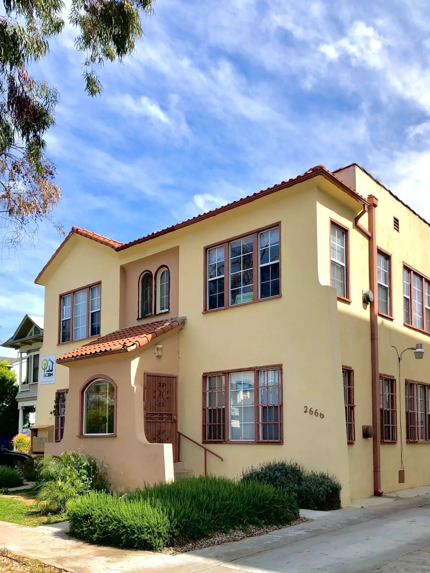 Dos Diablos - Student Housing near USC