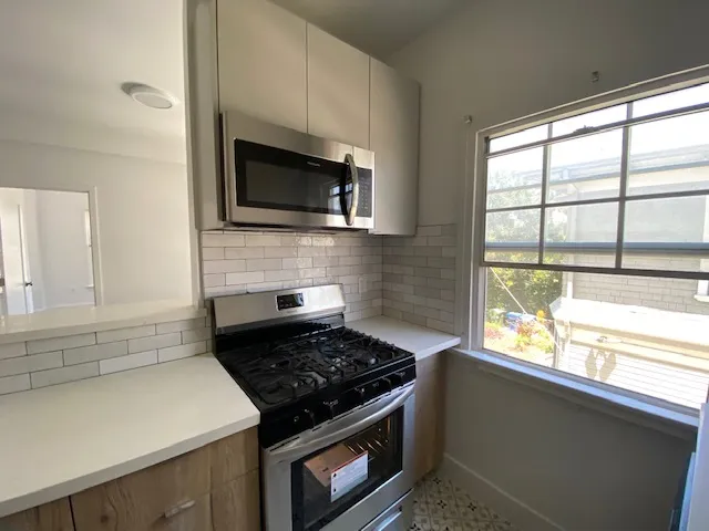 Dos Diablos, undefined, 2666 Orchard Ave., Los Angeles, CA 90007, USA, Photo:3