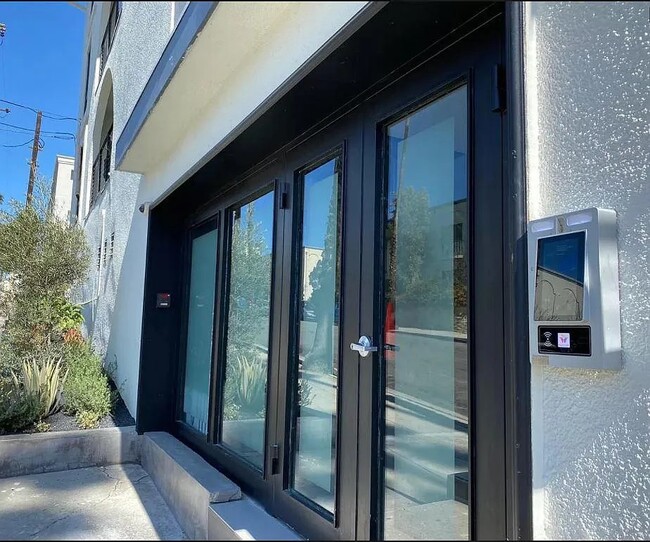 300 Bay Street, undefined, 300 Bay Street, Santa Monica, CA 90405, United States, Photo:2