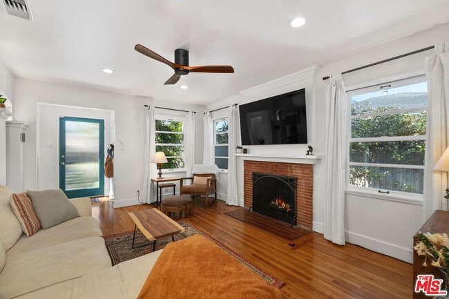 1216 Elm St, undefined, 1216 Elm St, Los Angeles, CA 90291, Photo:3