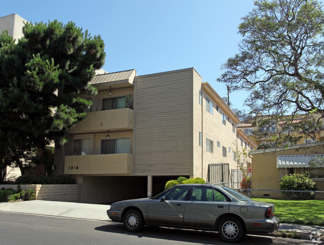 1216 Brockton Ave, undefined, 1216 Brockton Ave, Los Angeles, CA 90025, United States, Photo:0
