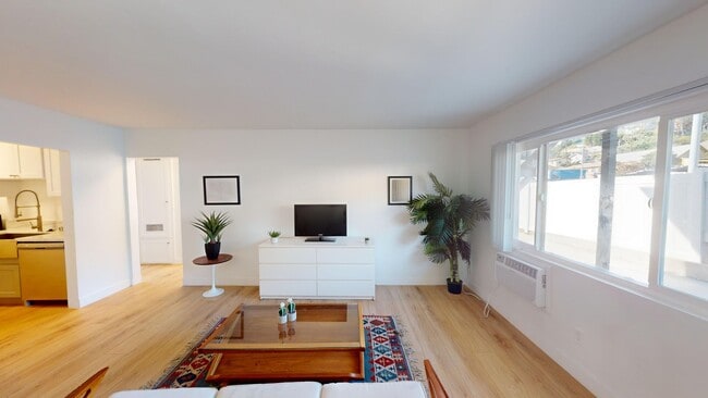 Esmeralda, undefined, 4500 Esmeralda St, Los Angeles, CA 90032, Photo:1