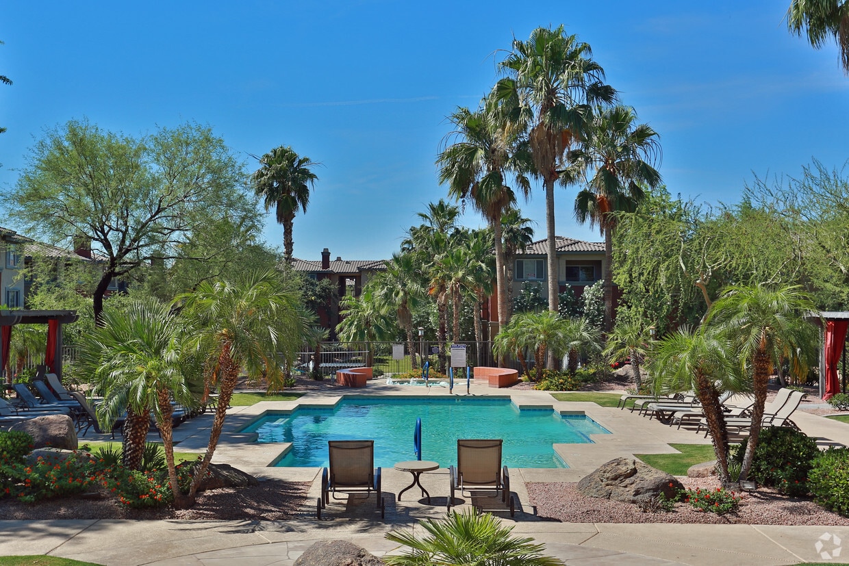 Red Rox Villas, undefined, 5401 E Van Buren St, Phoenix, AZ 85008, Photo:0
