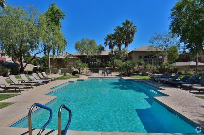 Red Rox Villas, undefined, 5401 E Van Buren St, Phoenix, AZ 85008, Photo:2