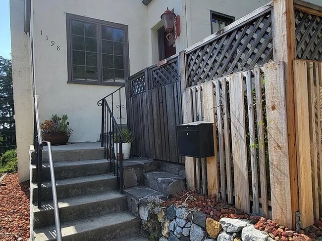 1192-1198 Laurel St Unit 1198, undefined, 1192-1198 Laurel St, Berkeley, CA 94708, Berkeley, Photo:1