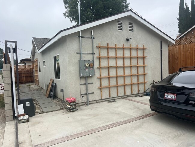 17044 San Fernando Mission Blvd, csun, 17044 San Fernando Mission Blvd, Granada Hills, CA 91344, Photo:4