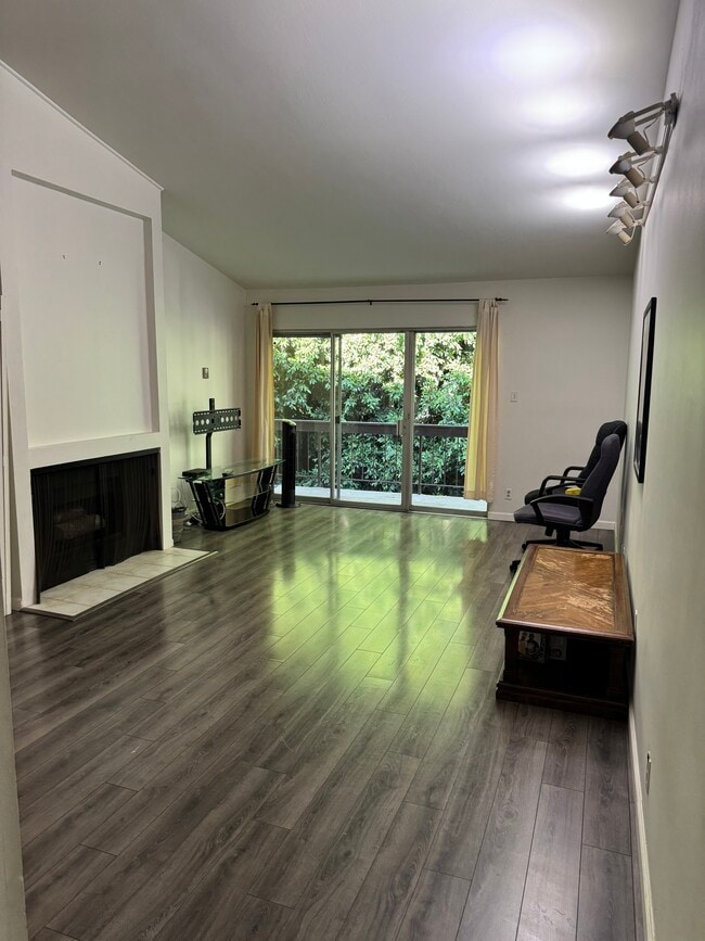 440 Veteran Ave, Los Angeles, CA 90024, ucla, 440 Veteran Ave, Los Angeles, CA 90024, Photo:0